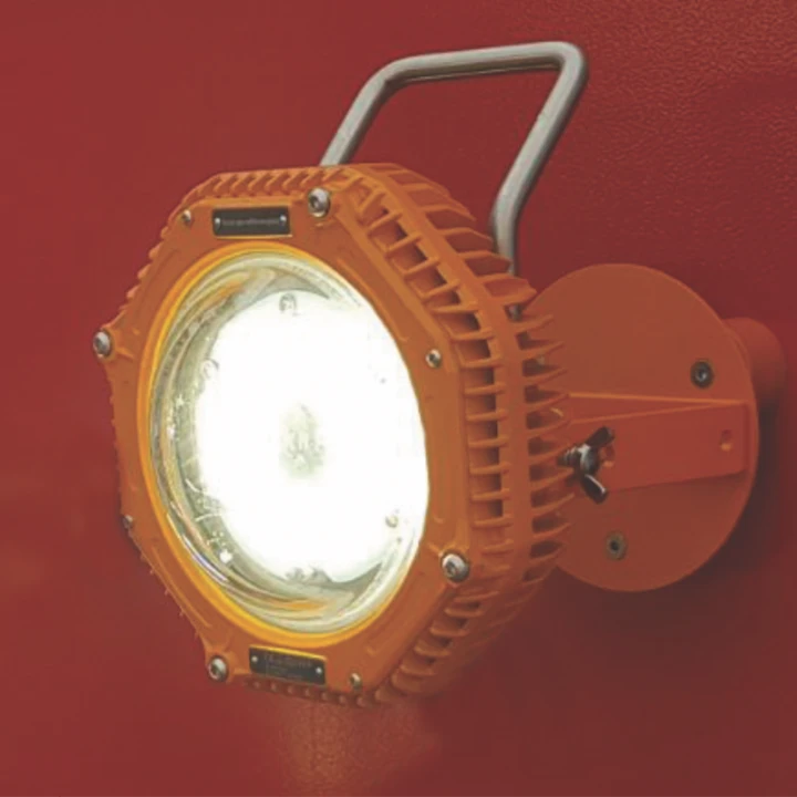 Akumulatorowy maszt oświetleniowy NightSearcher TITAN RX ATEX 2.100 lm