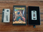 5 $, Kaseta VHS z filmem Goonies, Srebrna moneta