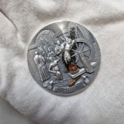 Srebrna moneta 5$ Inkwizycja, Seria: Błędy Ludzkości