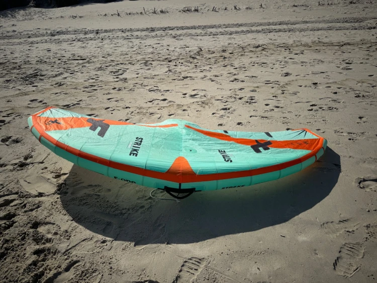 Wing Foil F-One Strike V3 - 4.0m używany na gwarancji