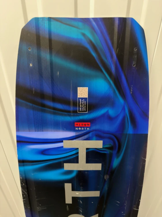 Deska North Atmos 2025 - 141cm