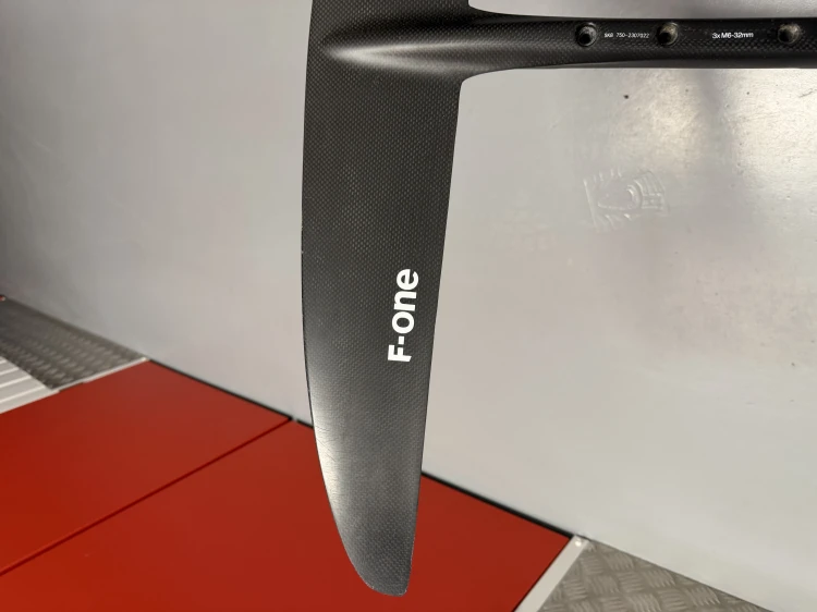 Używany Foil F-ONE SK8 HM 750
