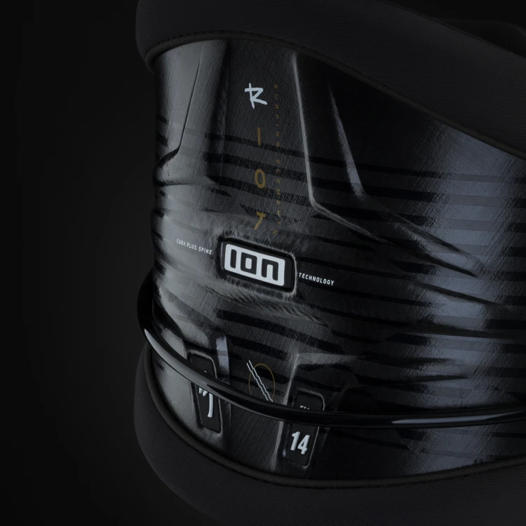 Trapez ION Riot Curv 2025