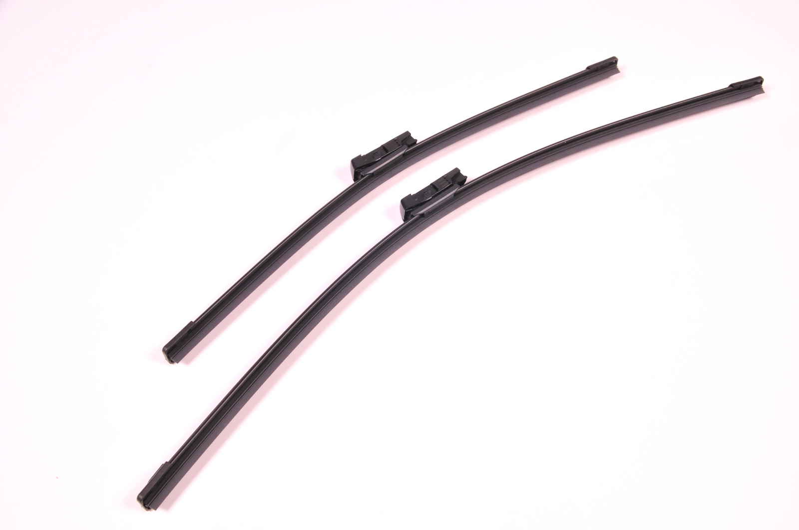 Wycieraczki Bosch Aerotwin do Hyundai i30 CW Kombi (02.2008-03.2010)